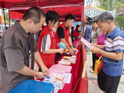 黨建引領聚合力 計量惠民暖人心——崇左市開展2025年“5.20”世界計量日主題宣傳服務活動